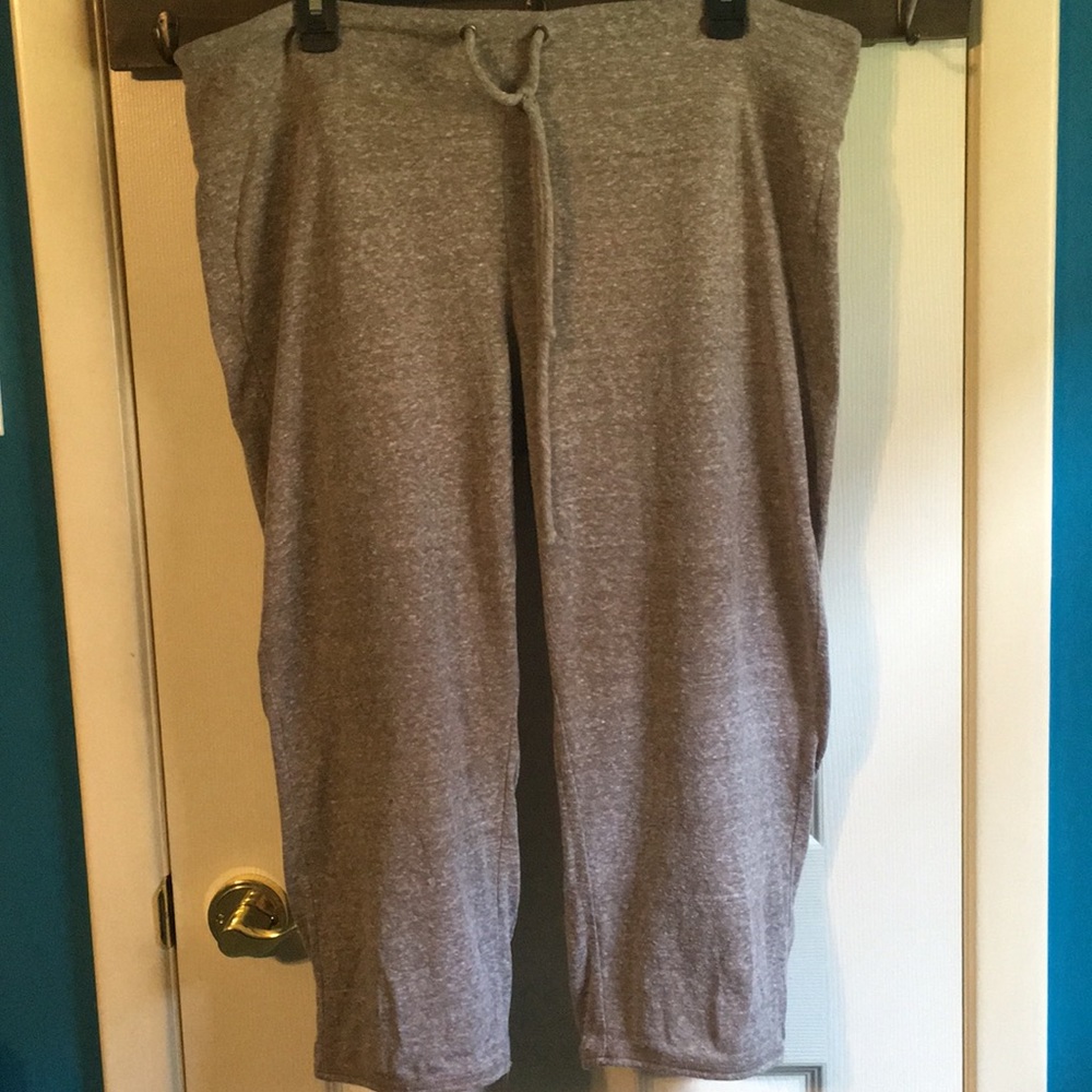 Knee length pants